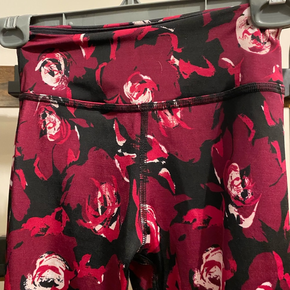 Kate Spade Beyond Yoga legging